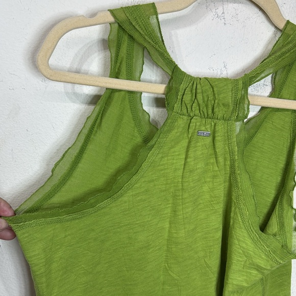 (A1) Alo Yoga Tank Top with Mesh at Swimmer Ends, Size L - Picture 5 of 9